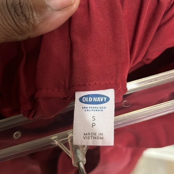 Old Navy Red High Waisted Pants with Belt Size S - Picture 9 of 11